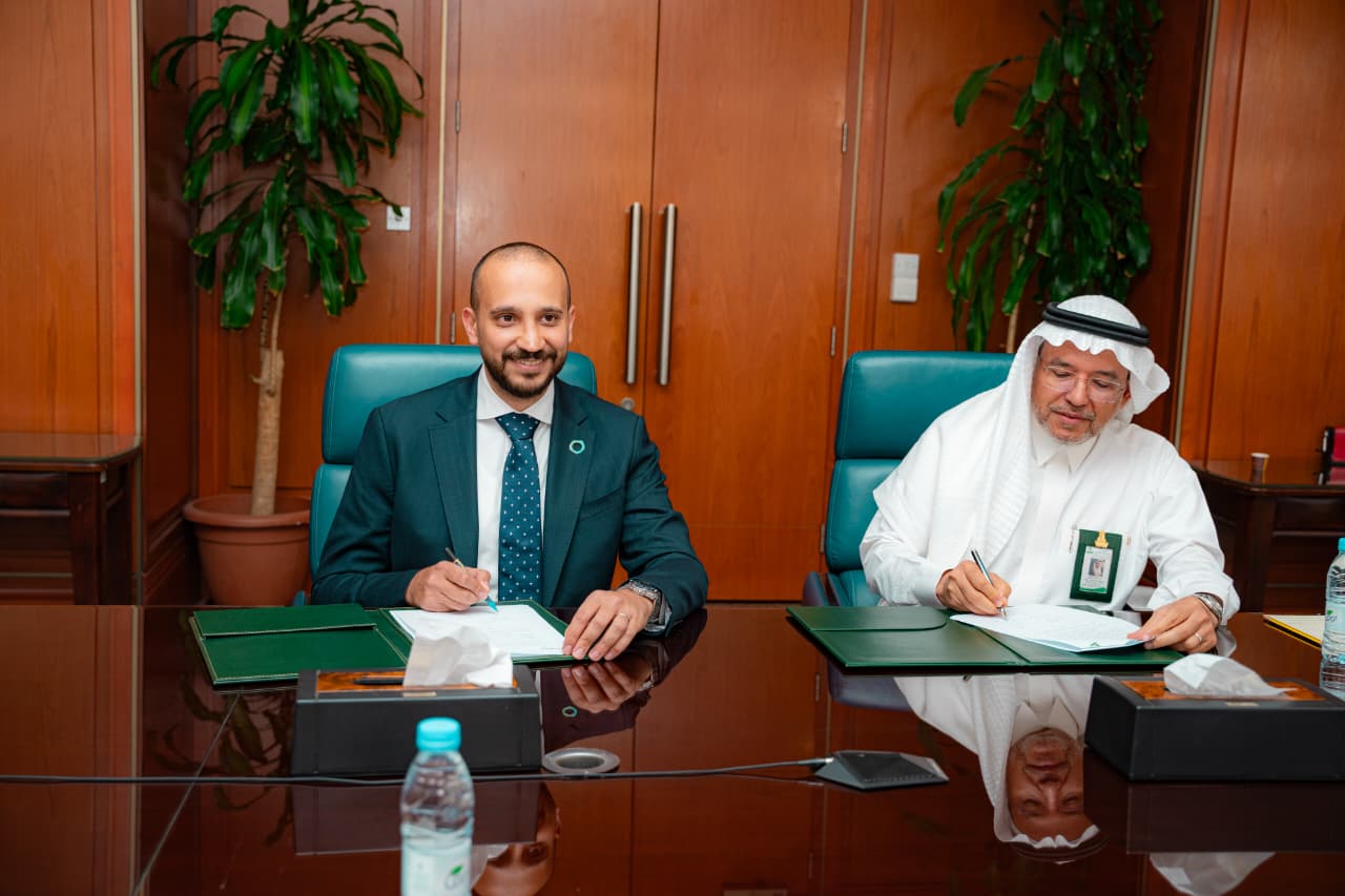 Tariq Asim & Amin bin Youssef Mohammed.